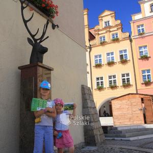 Pomnik jelenia w Jeleniej Górze
