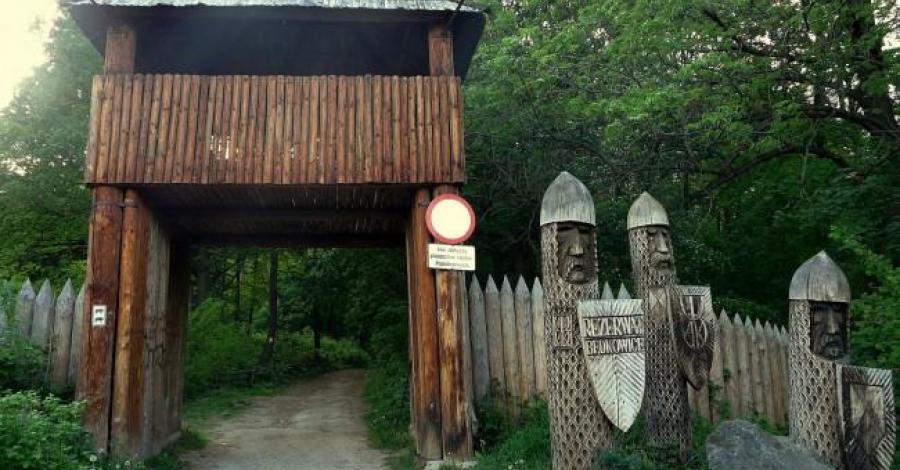 Rezerwat Archeologiczny Będkowice. - zdjęcie