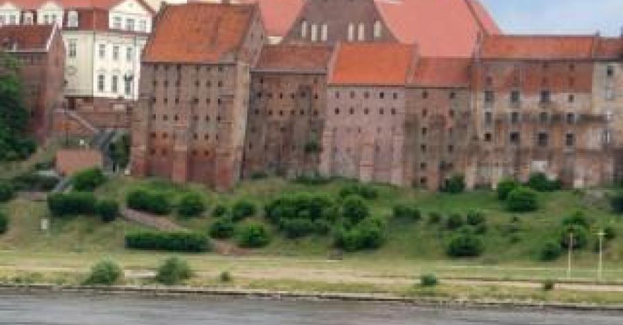 Miasta w murach zamknięte - Toruń, Chełmno, Chełmża, Grudziądz, Nowe - zdjęcie