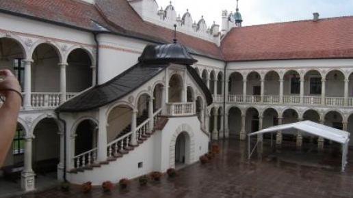 Schody z arkadami, Edward Krężel