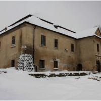 Wschodnia strona zamku, MM