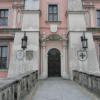 wejście do ratusza, łukasz i Gocha