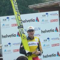 Einsiedeln- Adam Małysz na podium-Letnie Skoki narciarskie-sierpień `07r., Annnn