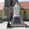 Pomnik przedstawiający Jezusa przyjaciela dzieci, Darek