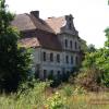Studzieniec - widok od strony bramy, Artur