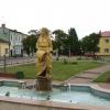 fontanna na rynku w Baranowie , Kinga