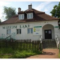 Budynek Muzeum Łąki, Artur
