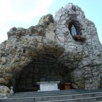 Grota Lurdzka, Darek