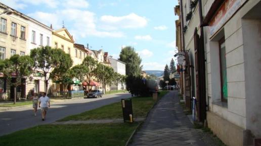 Rynek w Zlatych Horach, JÓZEF