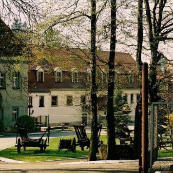 Janowice Wielkie - dwor z XVIIIw Dom Pomocy Społecznej, Tadeusz Walkowicz