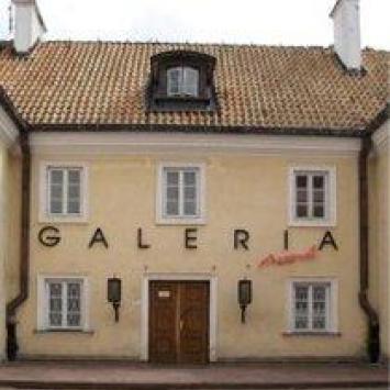 Galeria Arsenał http://www.culture.pl/pl/culture/fo_galeria_arsenal_bialystok2__w210, Aga i Ela