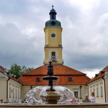 Ratusz http://eyppoland.blox.pl/resource/ratusz.jpg, Aga i Ela