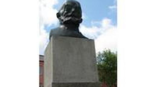 Pomnik Ludwika Zamenhofa http://www.odkryj.bialystok.pl/html_res/fot_1_1.jpg, Aga i Ela