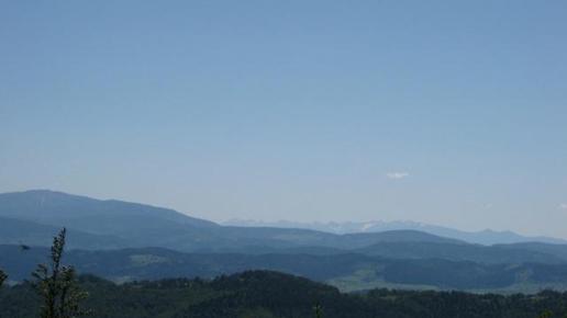 Tatry widziane ze szlaku z Przeł.Kocierskiej na Żar, Danuta