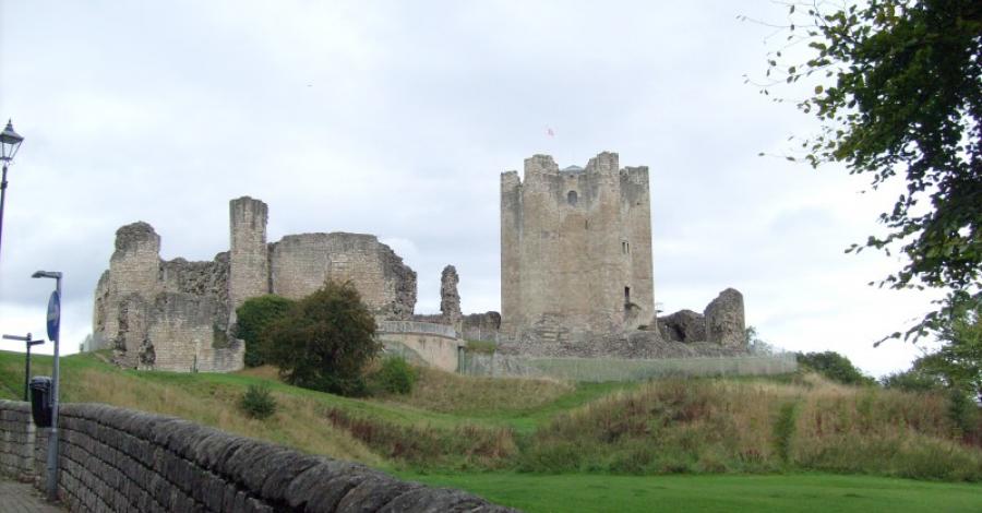 Zamek w Conisbrough - zdjęcie
