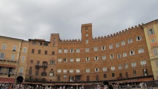 Siena , monika