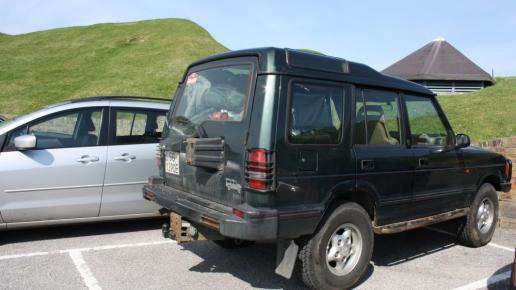 2.04.2011 - ranny Land Rover pod zamkiem w Dover, Anna Siemomysła