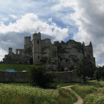 Ogrodzieniec