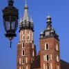 Kościół Mariacki z wieżą Mariacką po lewej