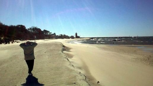 ..spacer brzegiem morza, plażą do Latarni Morskiej, Zbyszek Mat