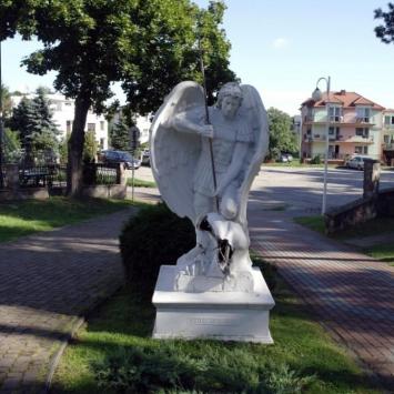 Władysławowo – Wielgô Wies - Archanioł Gabryjel na placu kościelnym, Zbyszek Mat