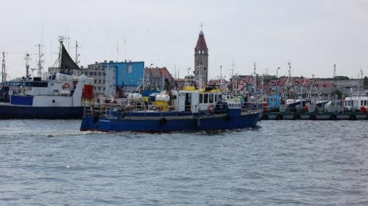 Wejście do portu, Tomek