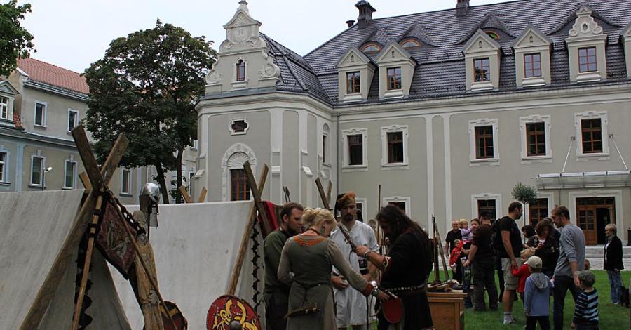 Piknik rycerski na zamku w Lublińcu - zdjęcie
