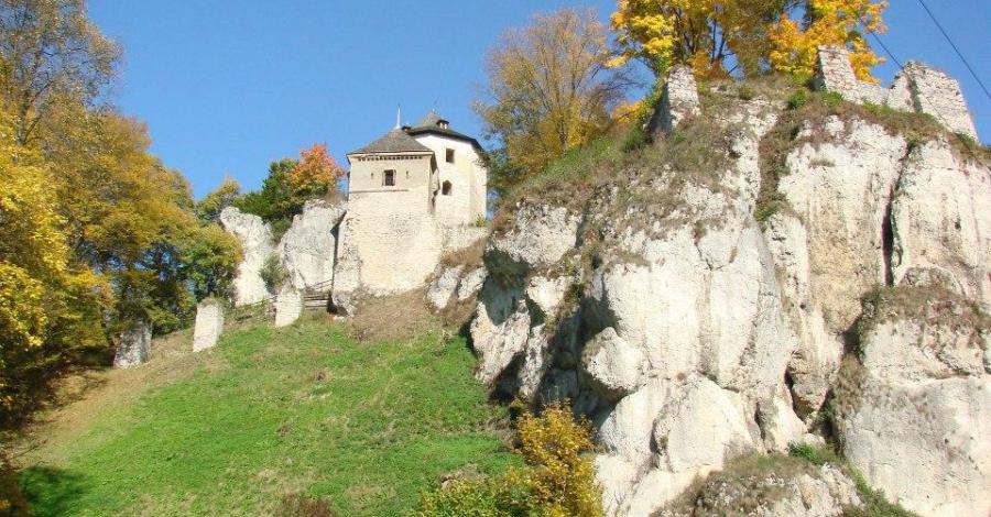 Wycieczka po Ojcowskim Parku Narodowym szlakami turystycznymi - zdjęcie