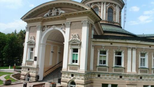 Zdrój Wojciech -Zaklad przyrodoleczniczy ta i 9 nastepnych fot, mokunka