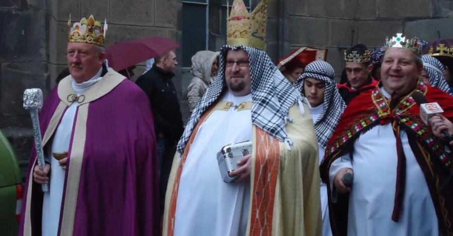 Orszak Trzech Króli w Lwówku Śląskim - zdjęcie