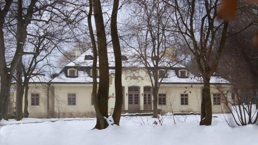 Dwór w Karniowicach