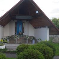 Kapliczka przy kościele, Tadeusz Walkowicz