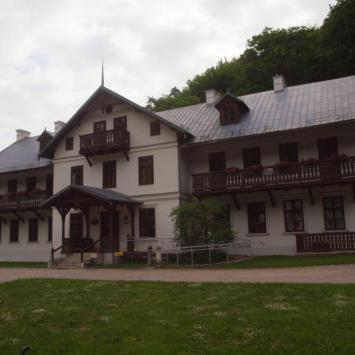 Pod Kazimierzem - d.hotel, Tadeusz Walkowicz