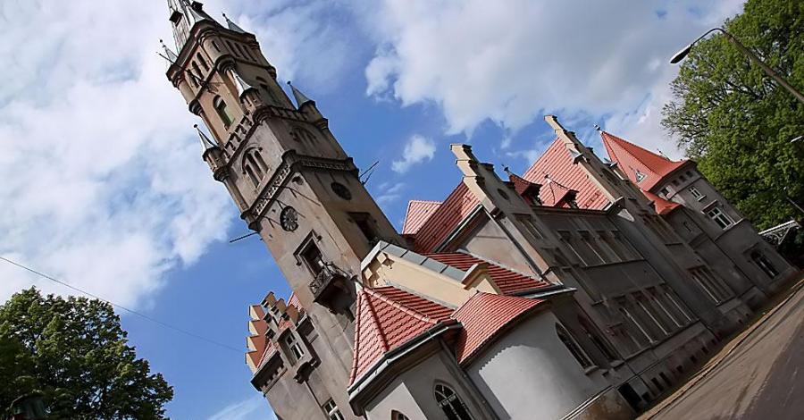 Nakło Śląskie i Zamek w Starych Tarnowicach - zdjęcie