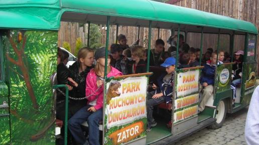 Dinobus w Zatorlandzie, mokunka