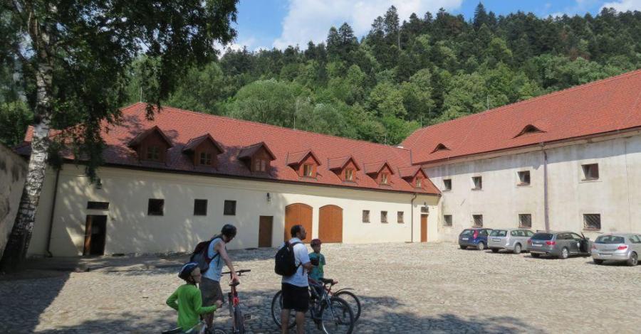 Spacer do Czerwonego Klasztoru - trasa 741 - zdjęcie
