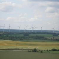 Widok na farmę wiatrową, Edward Krężel