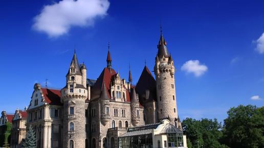 Moszna zamek