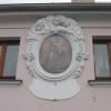 plac otaczają barokowe przepiekne domy, Danuta