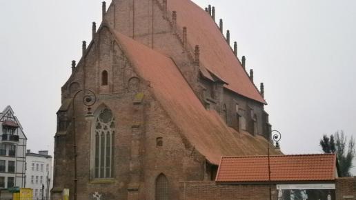 dawny kościół mariacki,obecnie galeria sztuki współczesnej, Danusia