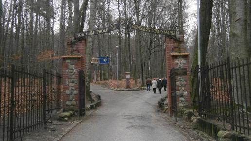 wejście wiodące do sanktuarium na szczycie, Danusia