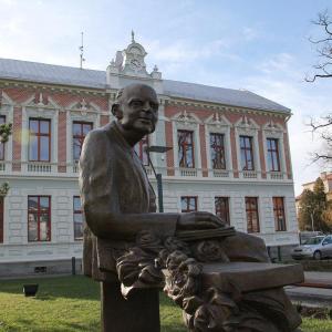 Ławeczka Jana Szczepańskiego w Ustroniu
