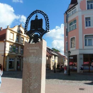 obelisk-info o stolicy kaszub, mokunka