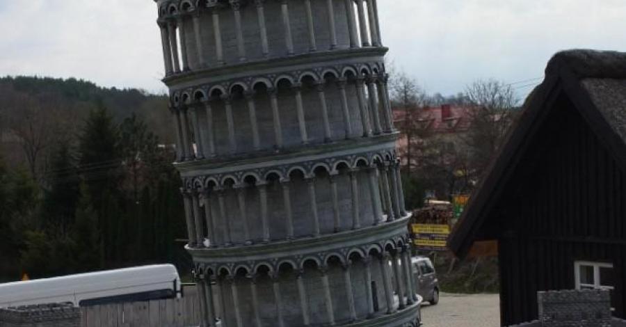 Kaszuby: Park Miniatur; Zoo egzotyczne; Kamienne Kręgi - zdjęcie