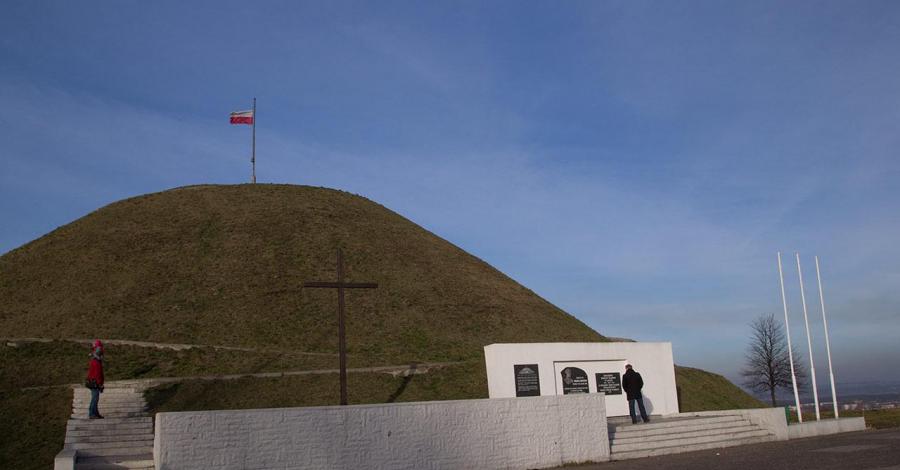 Piekary Śląskie - kopiec i Bazylika - zdjęcie