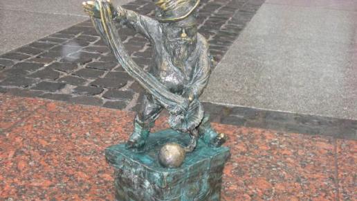 Florian- Krasnal przynoszący szczęście, Danuta