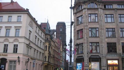 Rynek- w głębi Mostek Pokutnic w Kościele pw.Św.Marii Magdaleny, Danuta