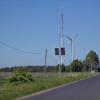wyjeżdżamy z Bierkowa szosą oświetlaną latarniami zasilanymi energią słoneczną, Danusia