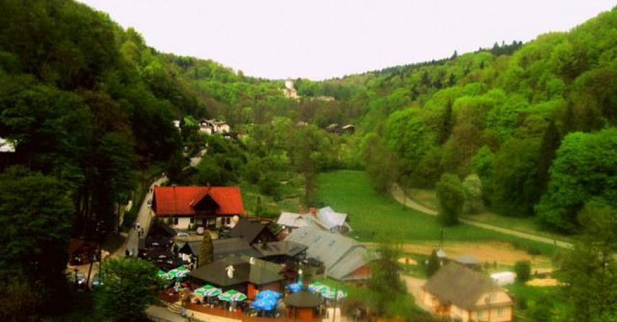 Jura - Ojcowski Park Narodowy (J.Łokietka, J.Ciemna) - zdjęcie