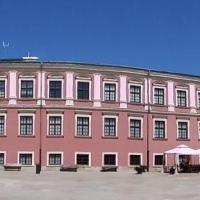 dziedziniec zamkowy, Magdalena